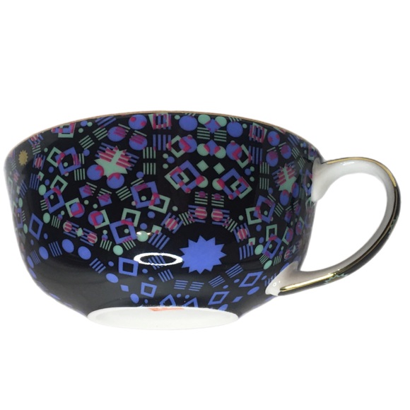 T2 cup and saucer. Aqua Moroccan Tealeidoscope. So pretty and lightweight - Picture 4 of 11